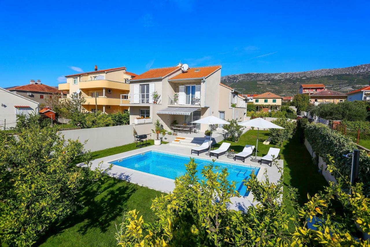 Vila Elysium - Beautiful Family House With Heated Pool *