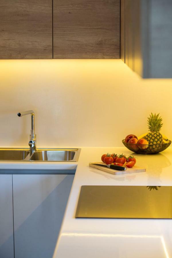 Elysium - Beautiful Family House With Heated Pool * Kastela