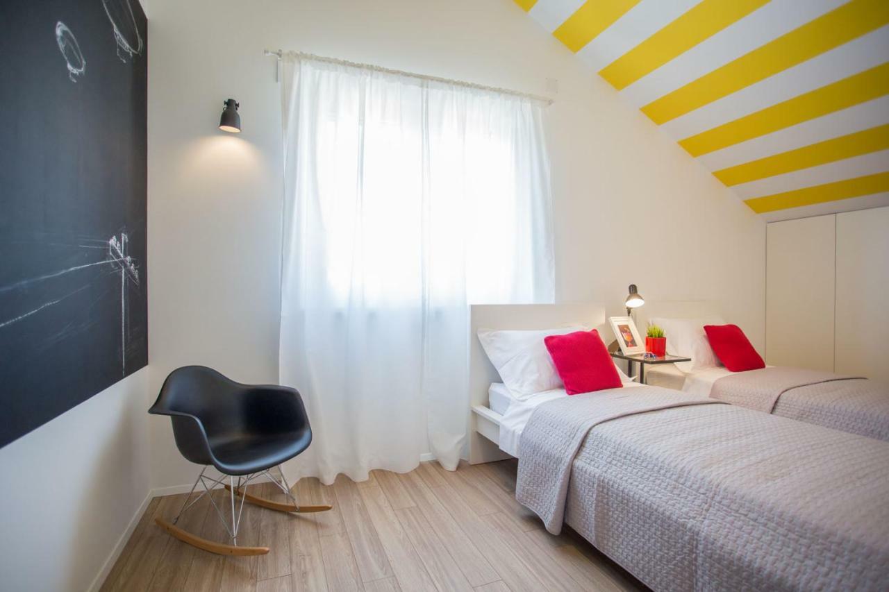 Elysium - Beautiful Family House With Heated Pool * Kastela
